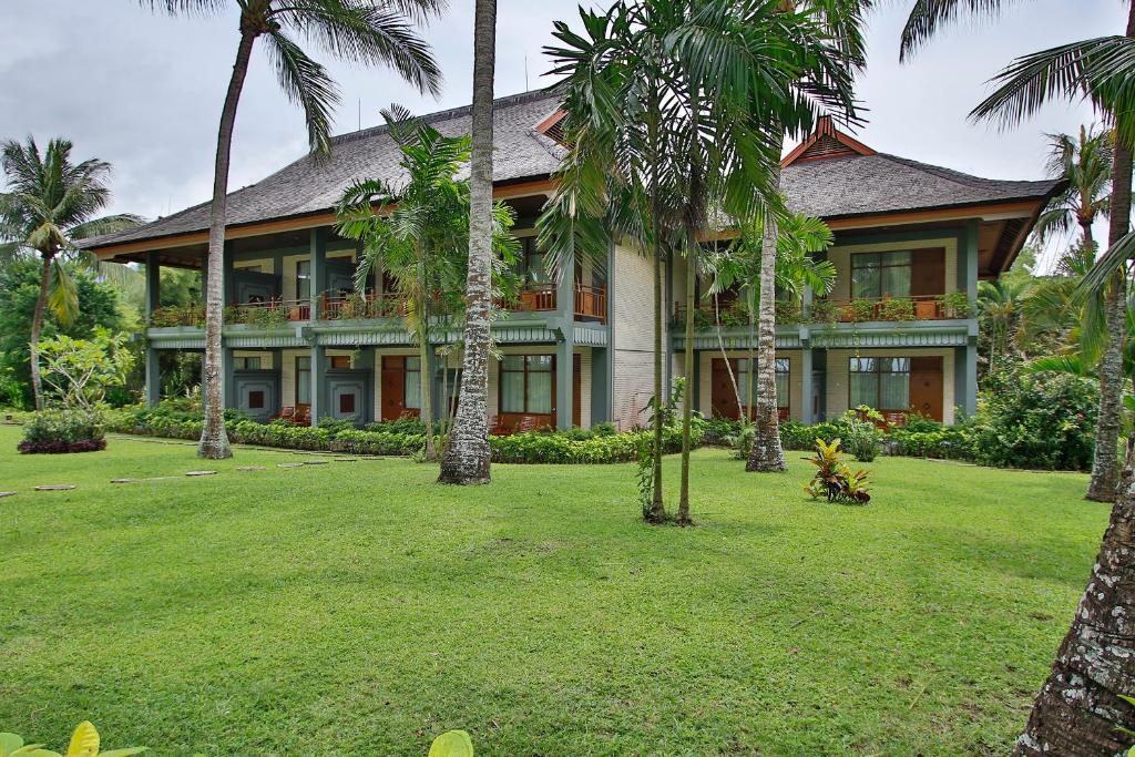 The Jayakarta Lombok Beach Resort