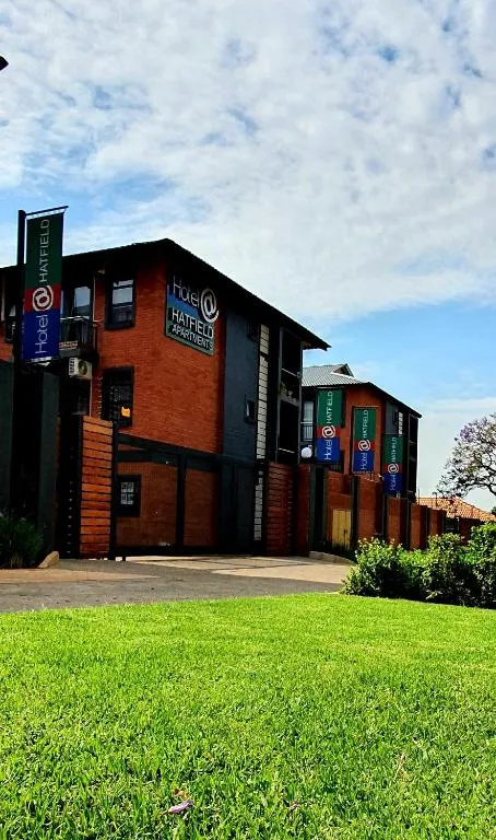 Hotel AT Hatfield Apartments, hotel in Pretoria