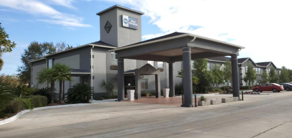 Best Western Zachary Inn photo