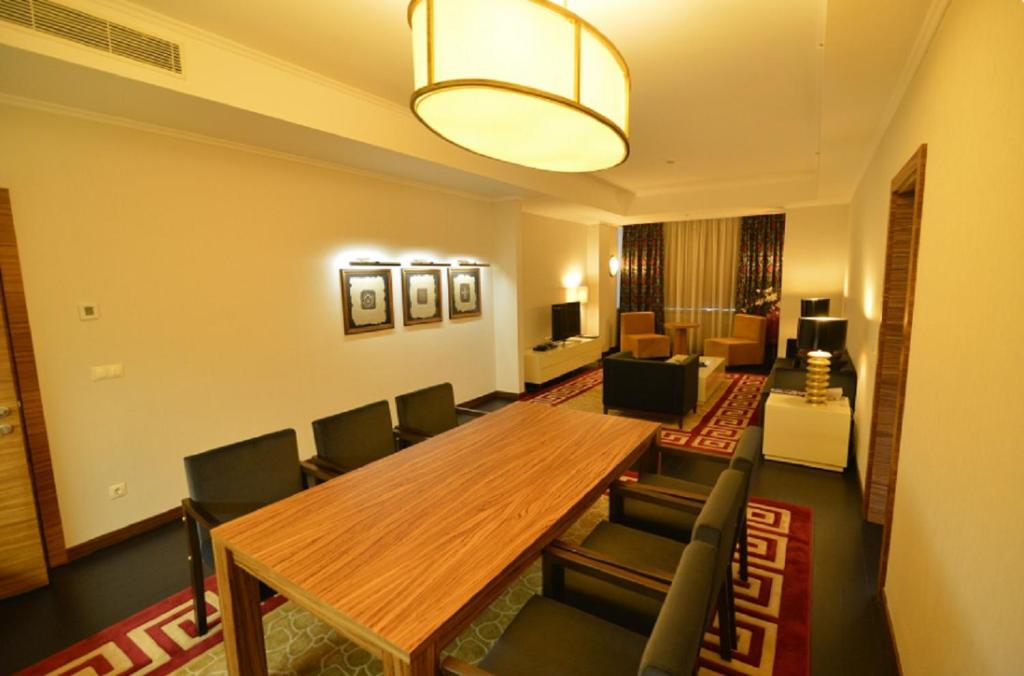 Yuribey Hotel photo