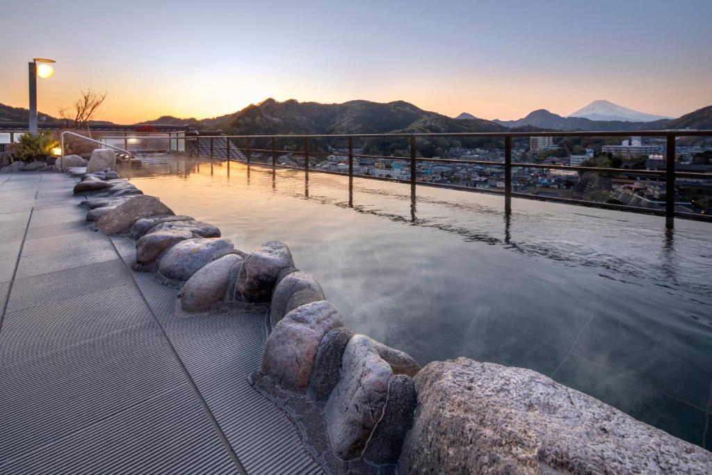 Open air bath