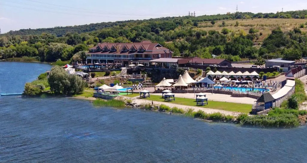 Спа-Готель Потоки Хауз, Hotel in Kam”yani Potoky