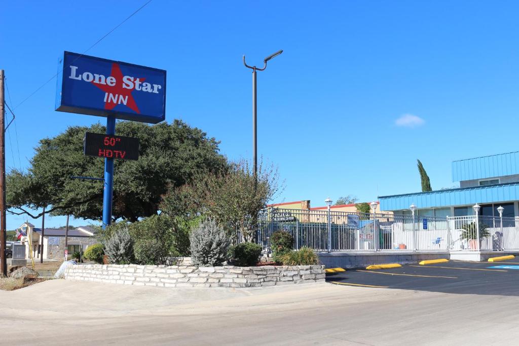 Lone Star Inn Kerrville/Fredericksburg photo