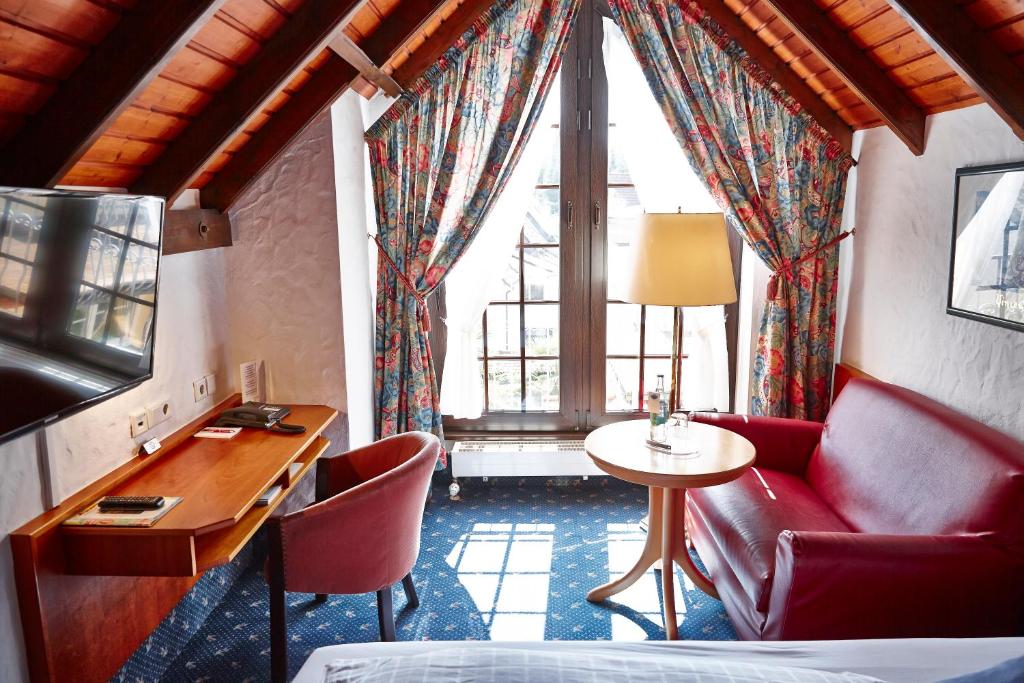 Hotel und Restaurant Bommersheim photo