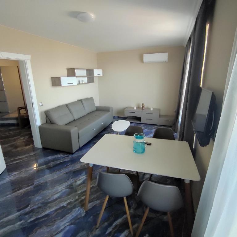 Beach Location Pomorie — Hotel in Pomorie