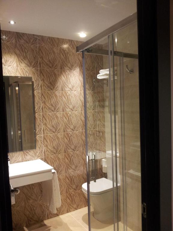 Hostal Barcelona photo