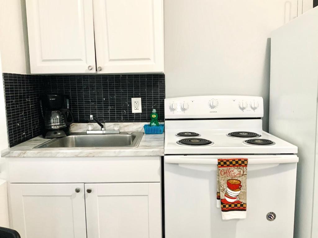 Adorable private apartments in the Heart of Miami! photo