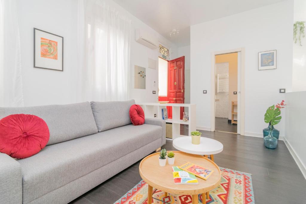 Stylish Apartment in the Center of Madrid - 2