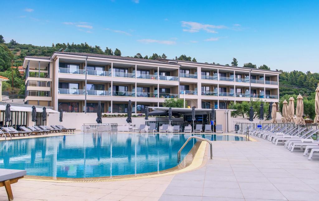 Lagomandra Beach Hotel photo