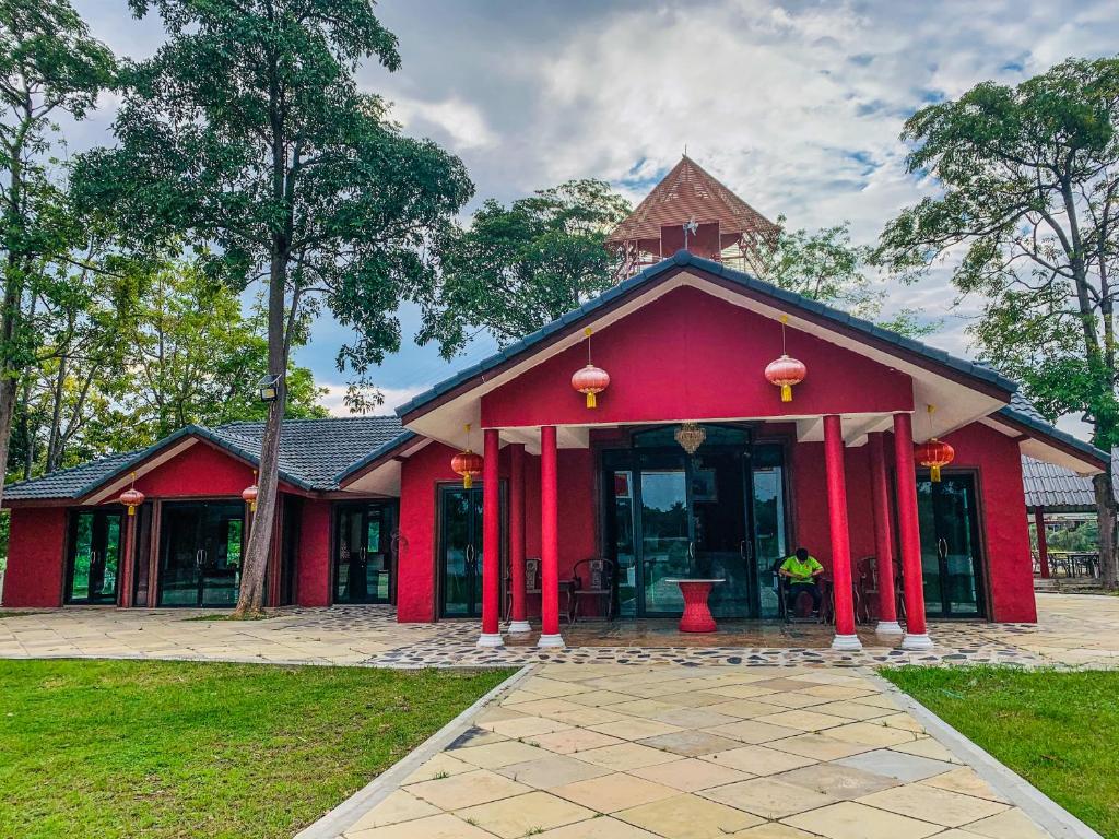 Entrance, Kasem Island Resort in Kanchanaburi