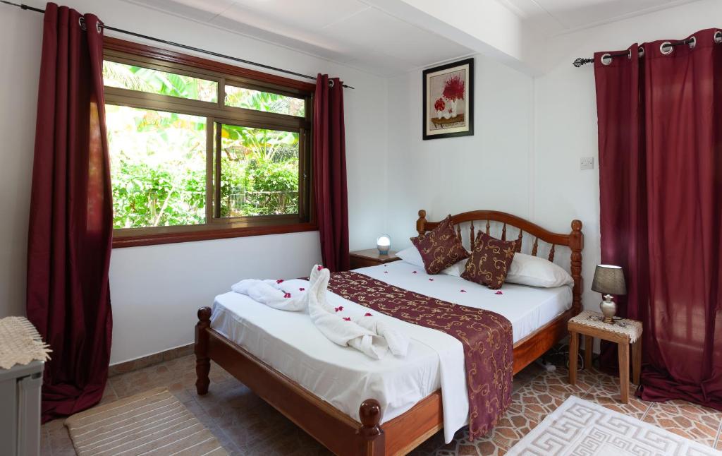 Dream Holiday Self Catering photo
