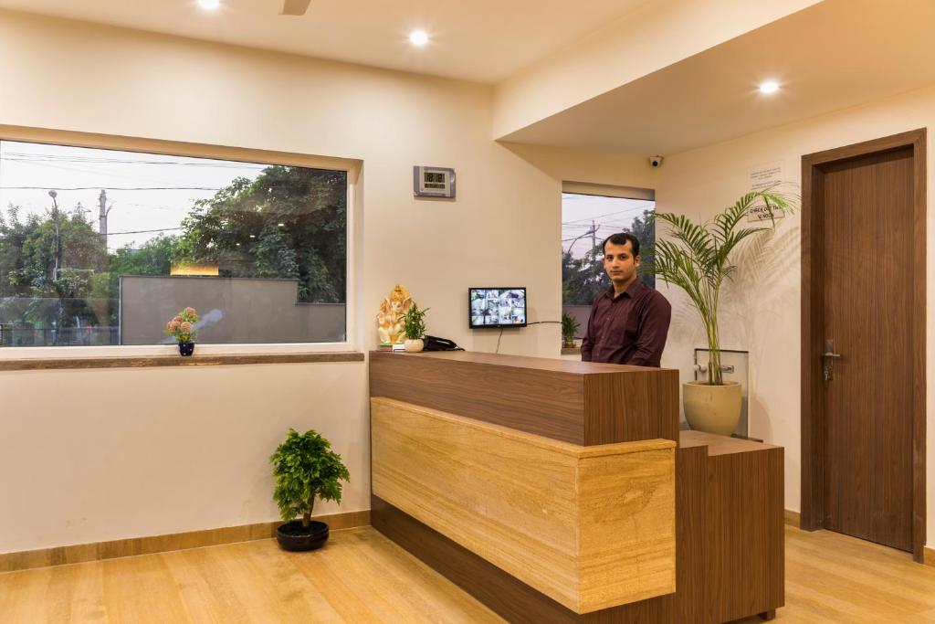 SILVER OAK near Medanta Medicity photo
