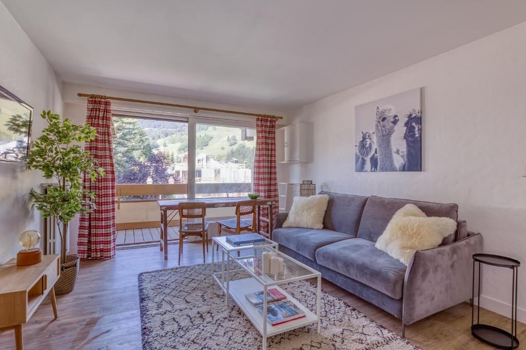 Rare ! Studio rénové dans le village piéton de Megève