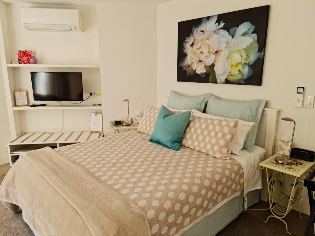 Parnell Garden Suite photo