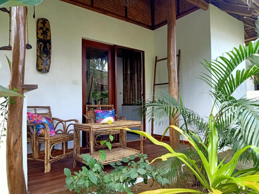 Valerie Lodge photo