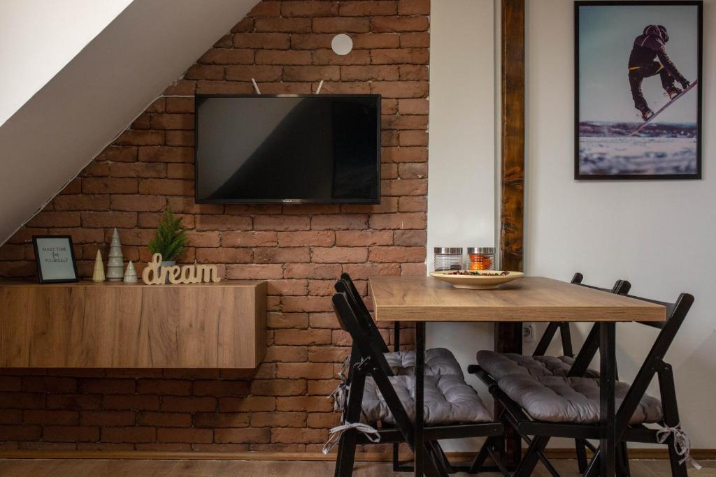 Apartman Medjustanica — Hotel in Brzeće