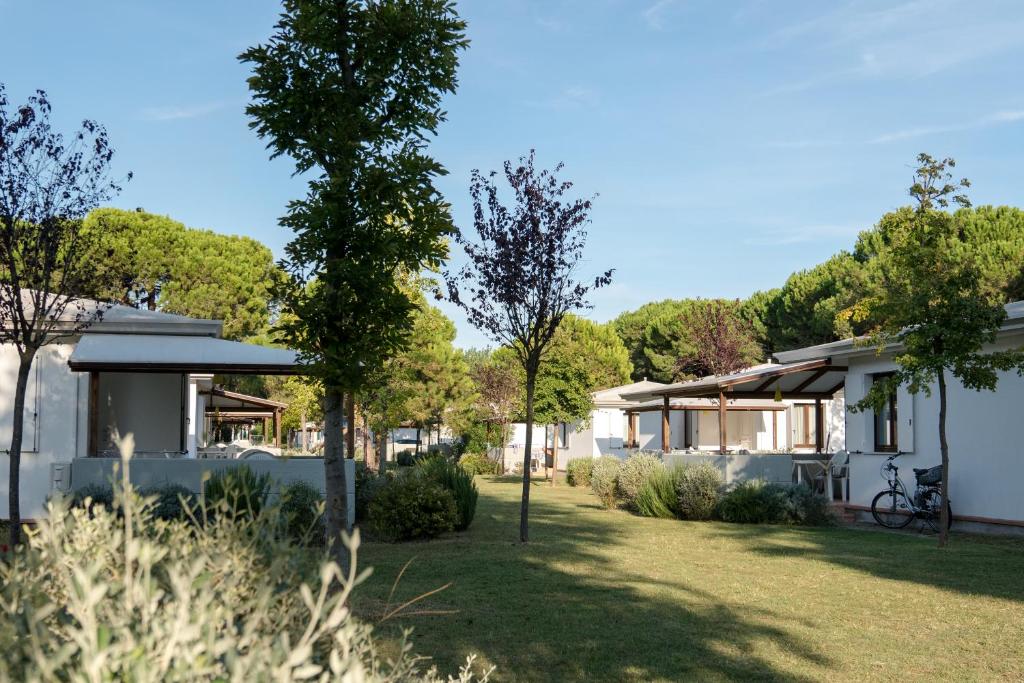Camping Ca' Savio — Hotel building in Cavallino-Treporti, Veneto