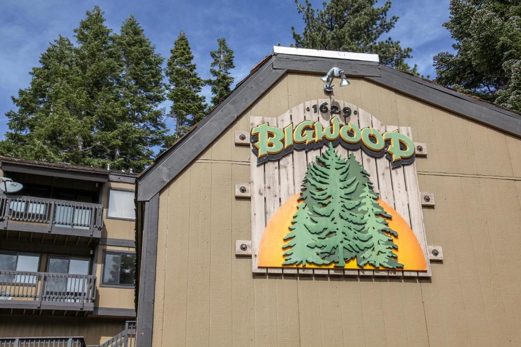 Bigwood #80 condo photo
