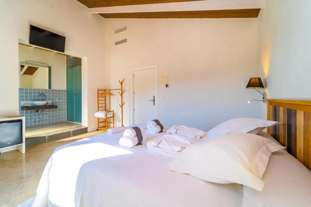 Hostal Foies de Baix, hotel in Relleu