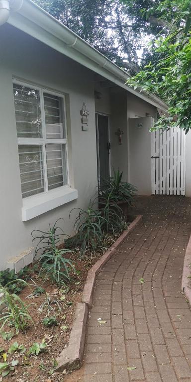 59 Kingston Estate