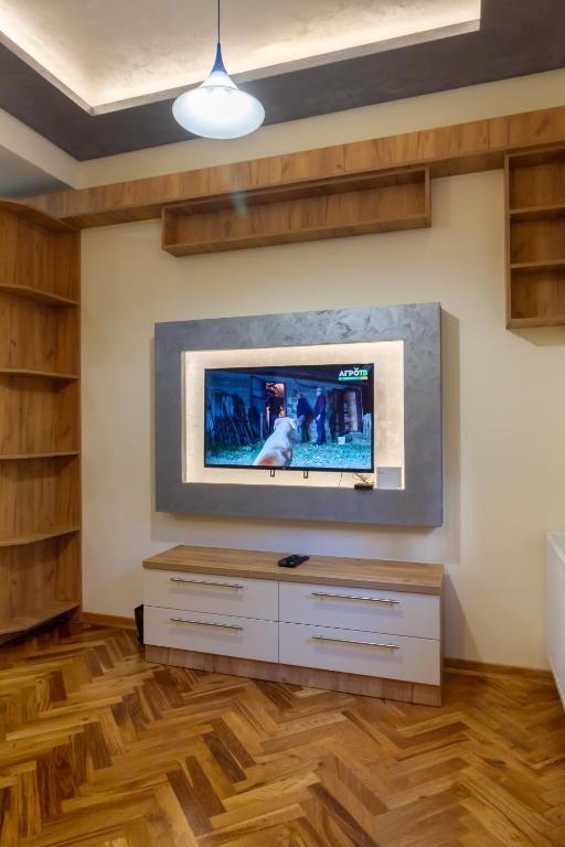 Nirvana CENTAR - 3