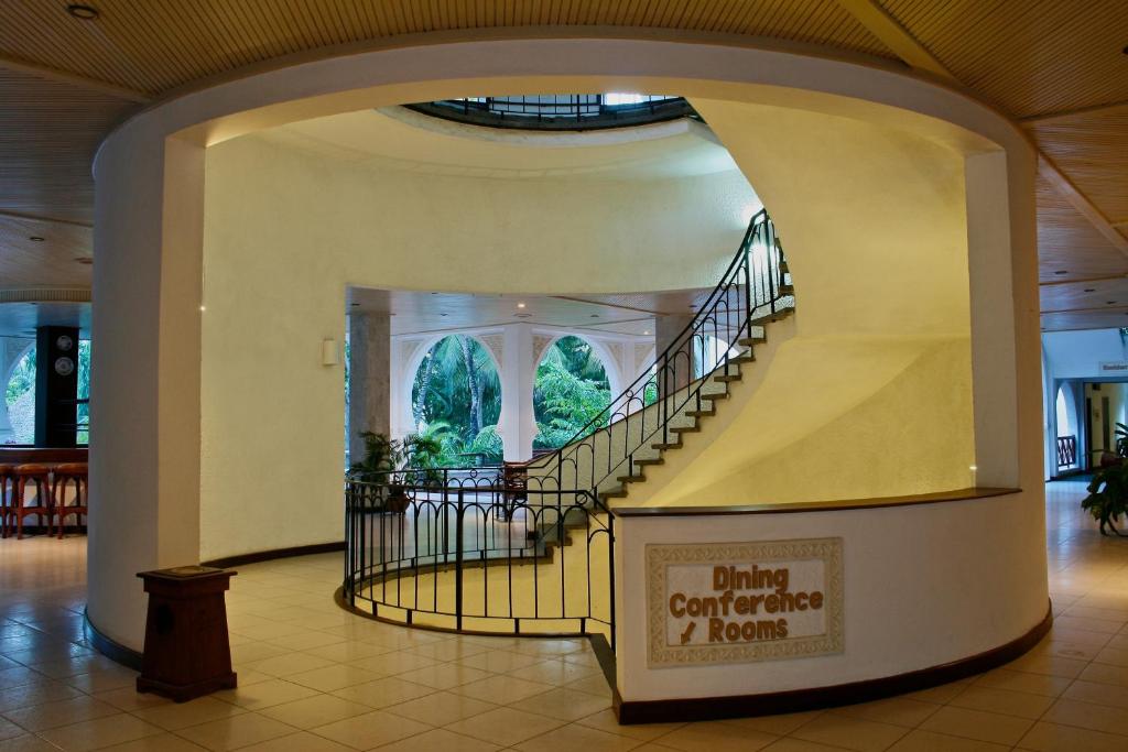Plaza Beach Hotel photo