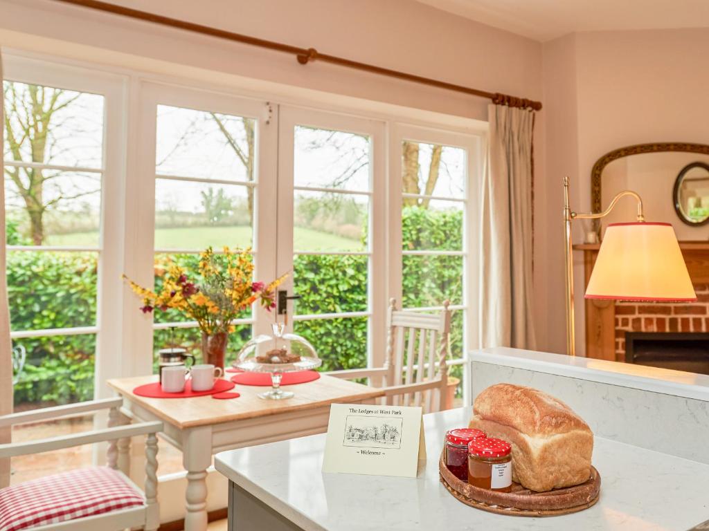 East Lodge, Rockbourne photo 8