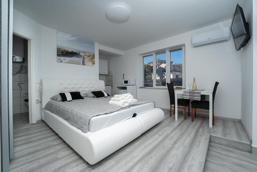 Bellevue Molet apartments Koper 8