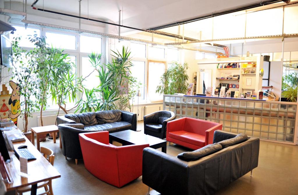 Hotel Transit Loft photo