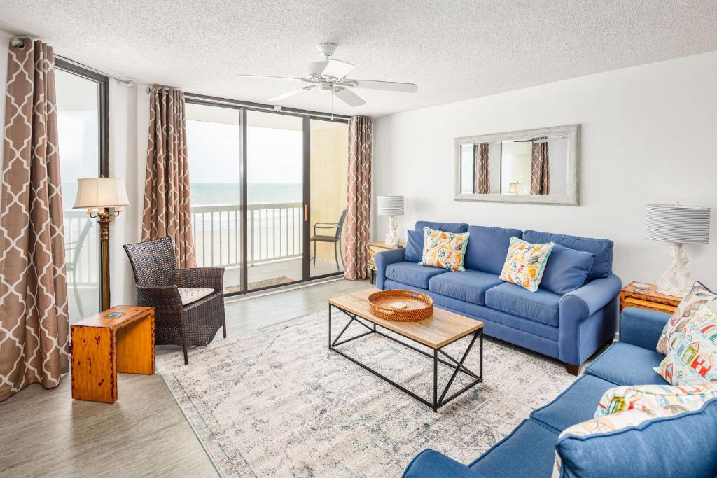 214 COV - Go Fly a Kite - Oceanfront Condo - 2 Pools, Folly Beach