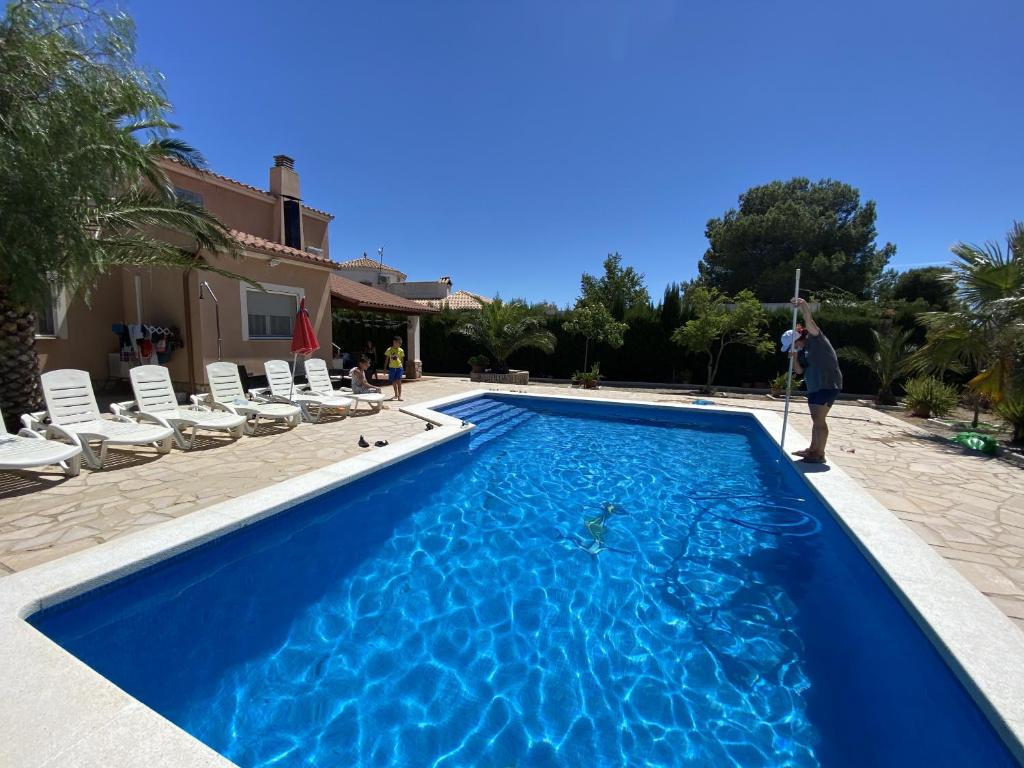 Villa Nerea with air conditioning & private swimming pool only 400m to the beach ideal for families - 3