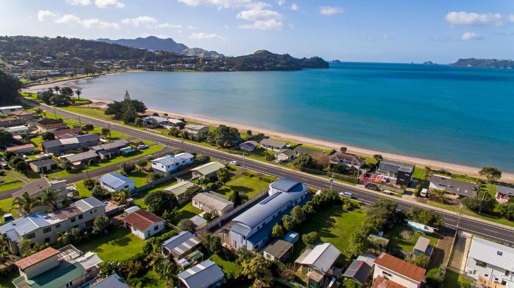 Exterior view, Bayside Motel Whitianga in Whitianga