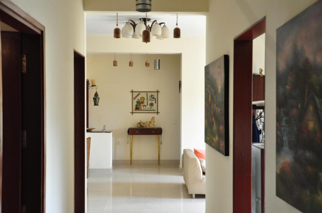 Luxurious Affordable Serviced Apt PariChowk/ExpoMart/Expressway Noida photo