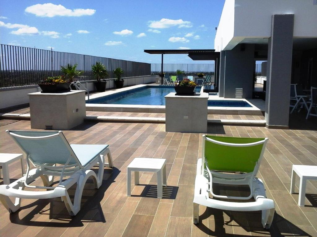 Best Price on Hotel El Conquistador del Paseo de Montejo in Merida ...