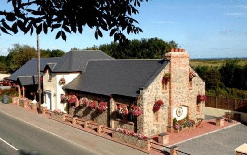11 Waterstone House in Tenby, United Kingdom - reviews, prices | Planet