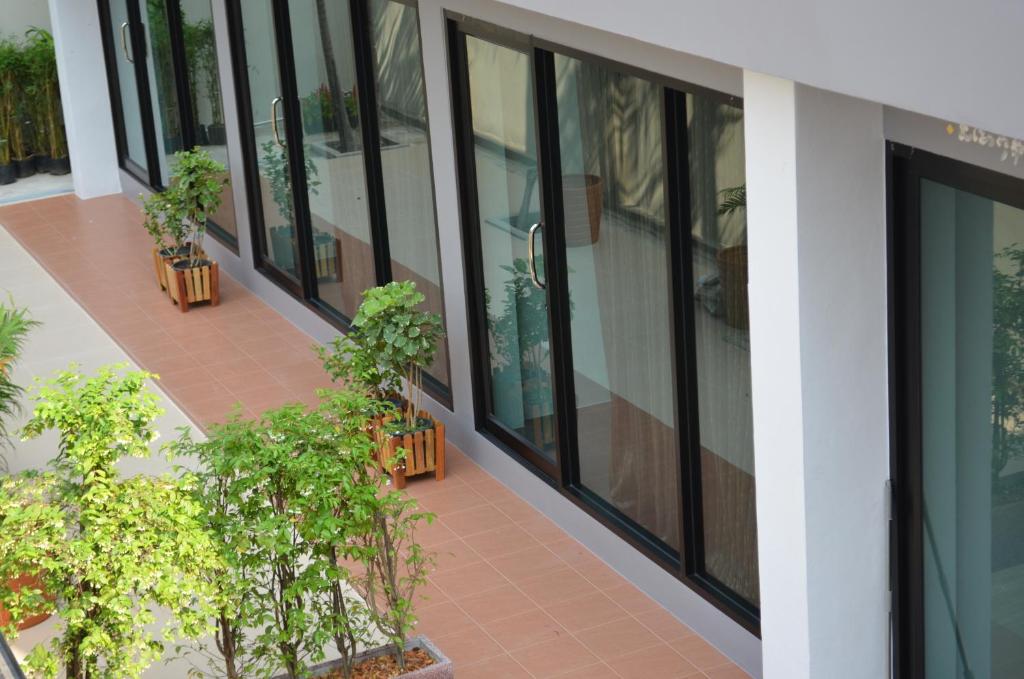 ทางเข้า