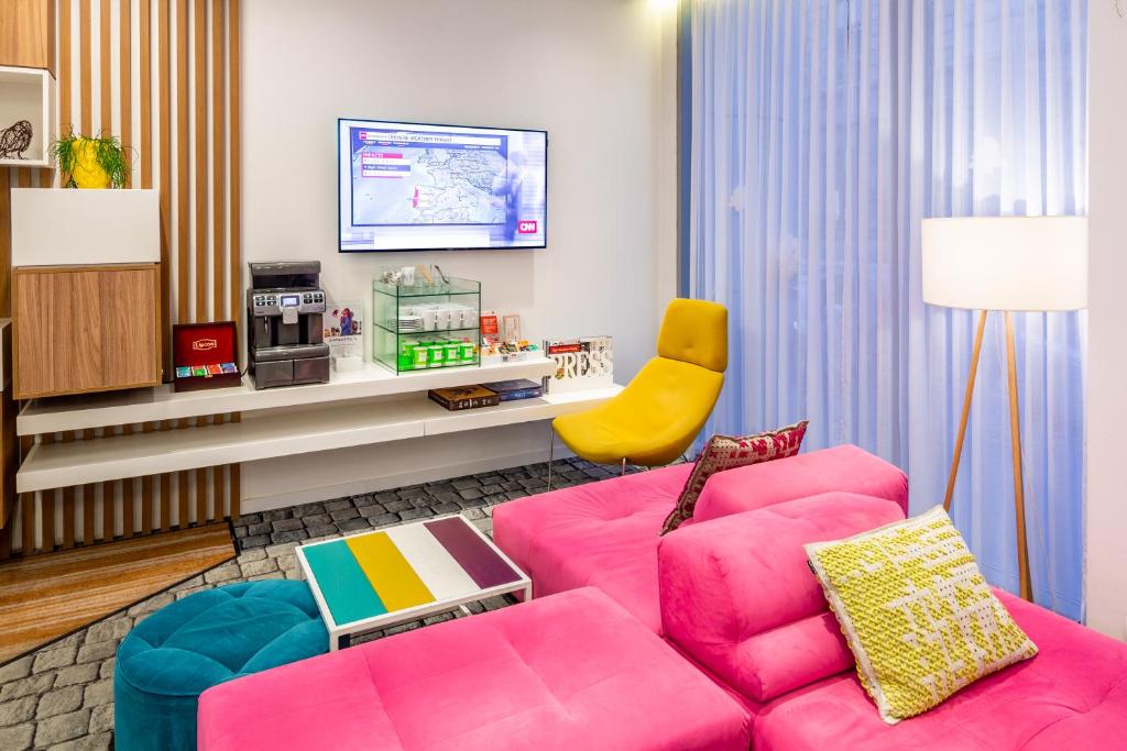 Ibis Styles Lviv Center photo