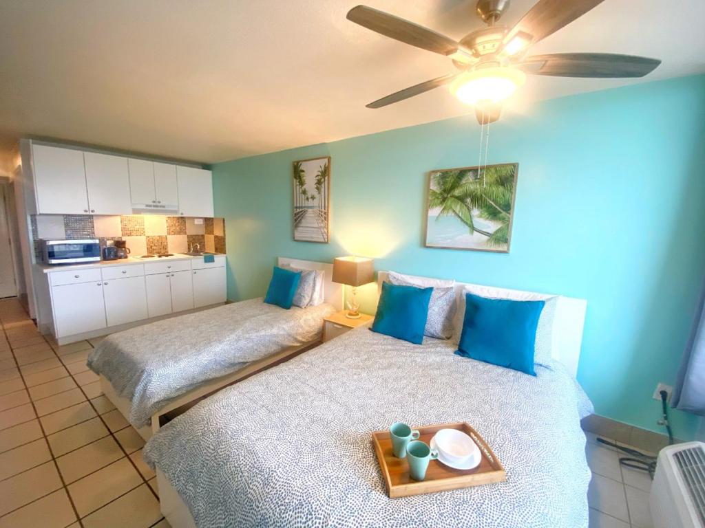 Pirates Cove Resort Studios! photo