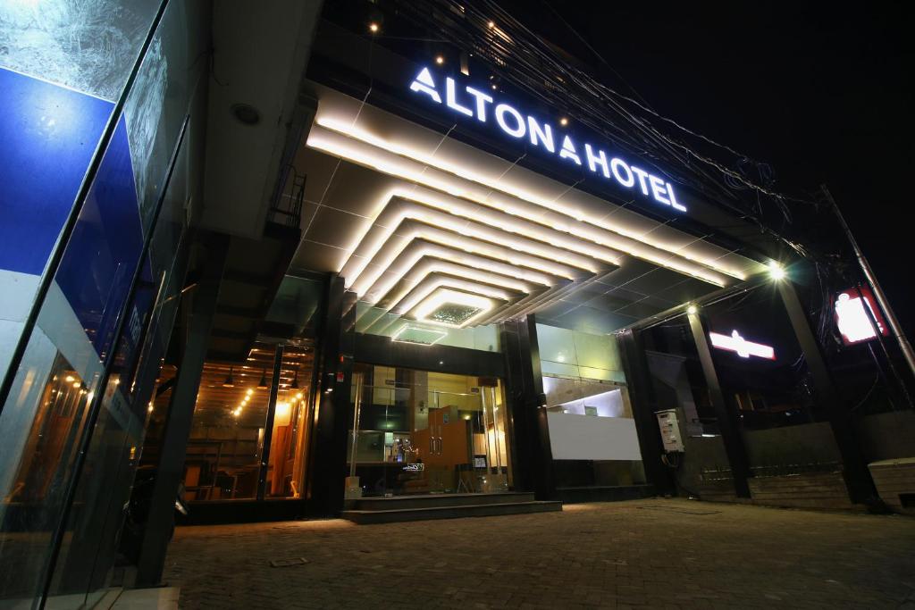 Altona Hotel photo