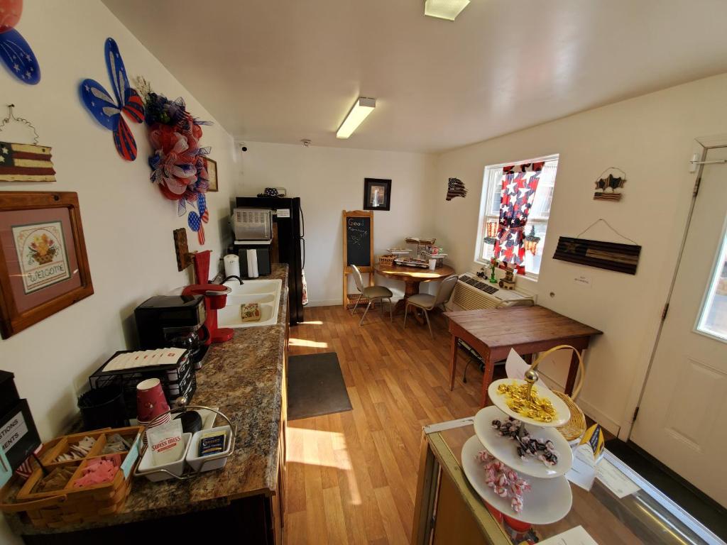 Jamesport Inn photo