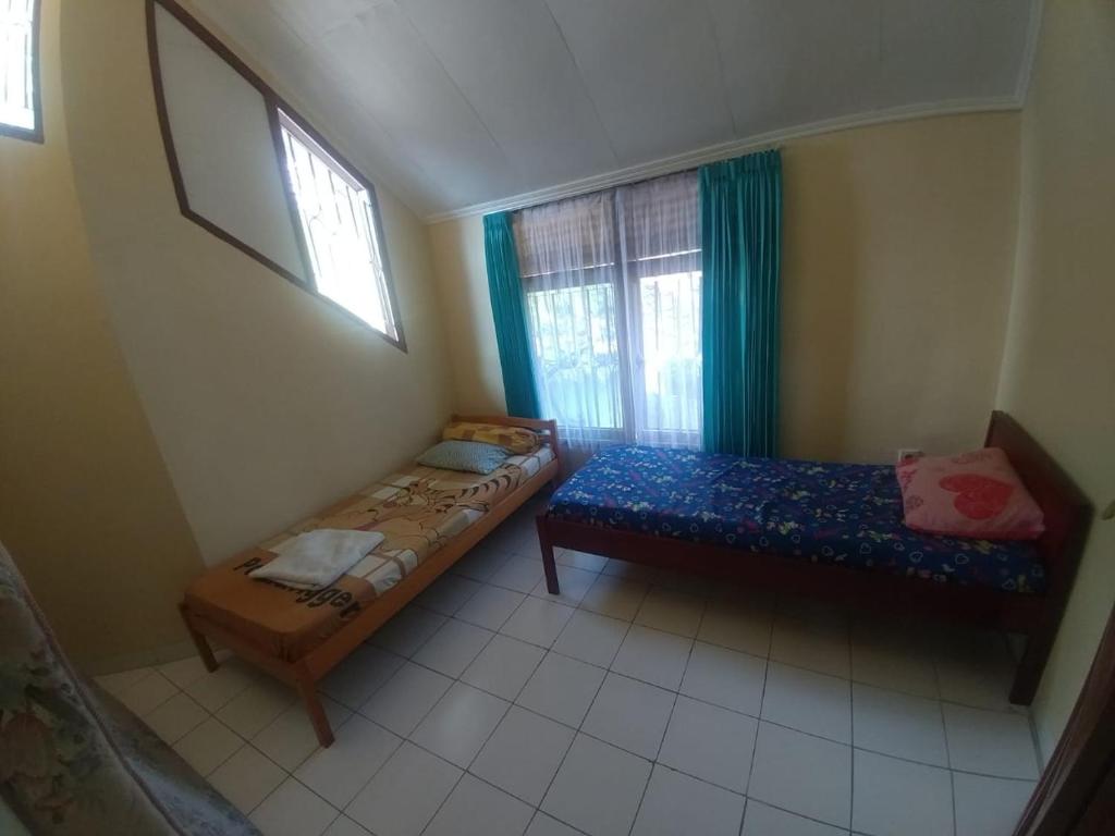 Villa Segar Alam Puncak photo