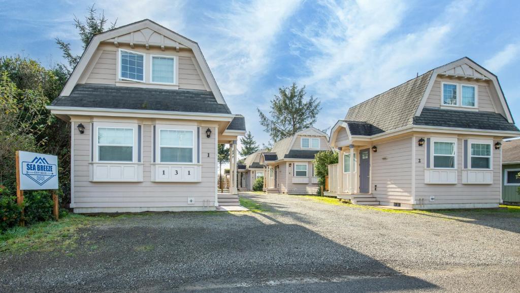 Sea Breeze Cottages photo