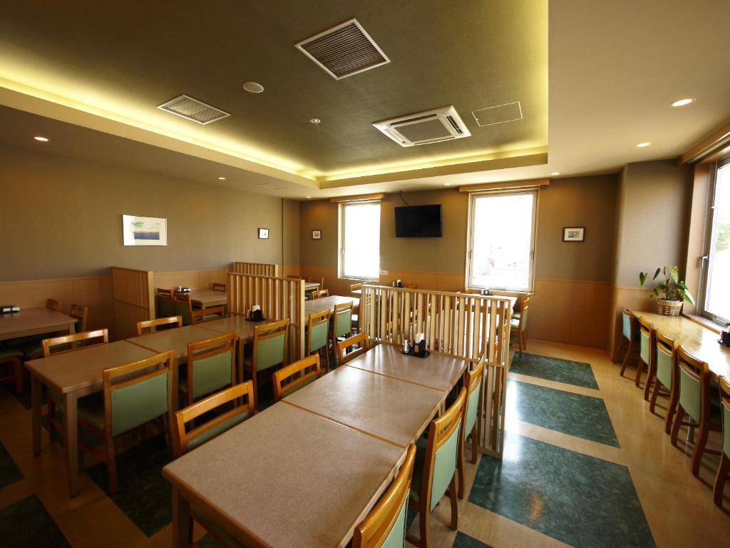 Hotel Route Inn Sapporo Shiroishi photo