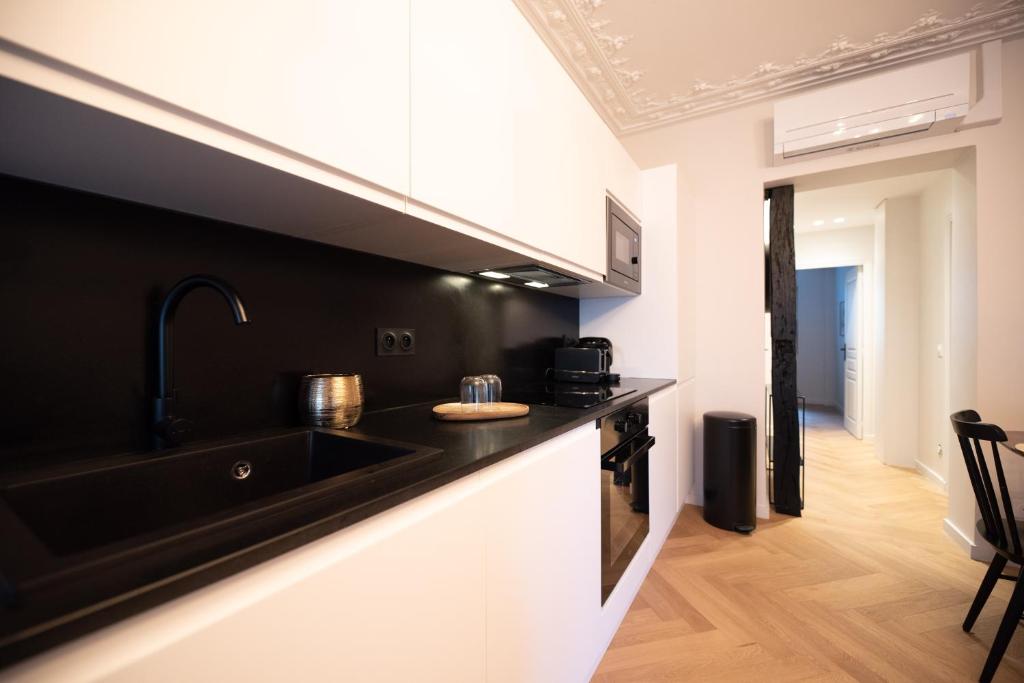 Luxury apartments in Paris Center - 3