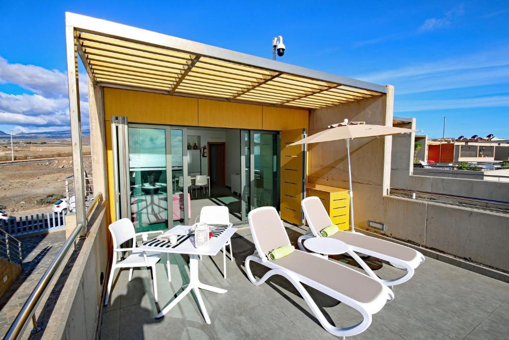 LOS BALOS 30 by RENTMEDANO top level, spectacular ocean views, parking, wifi - 3