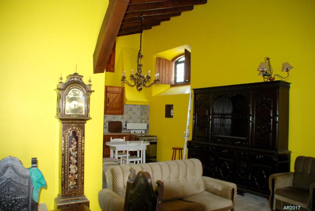 House with 2 bedrooms in Alenquer with wonderful mountain view shared