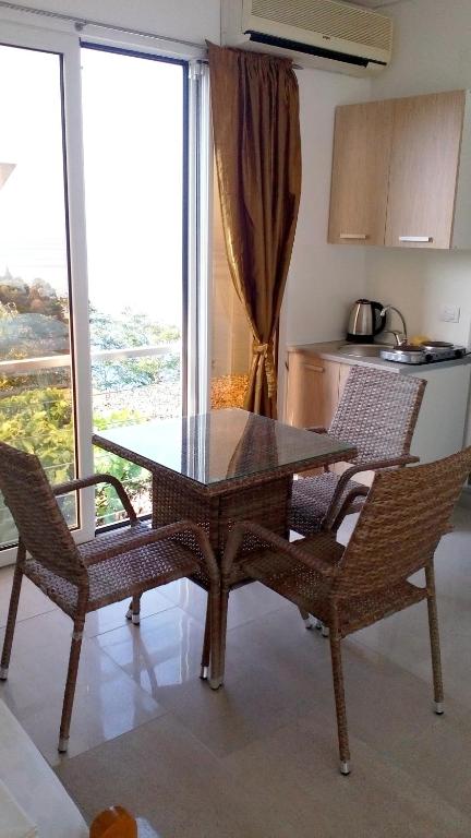 Cozy studio by the sea in Ulcinj, 35 m² with view - 2