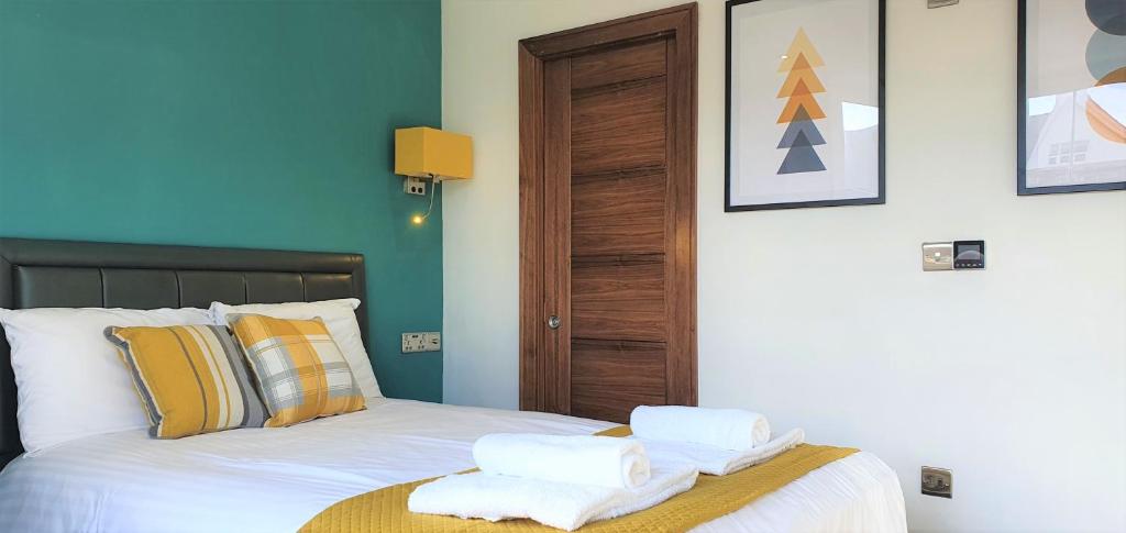 Studios at 74, Swindon