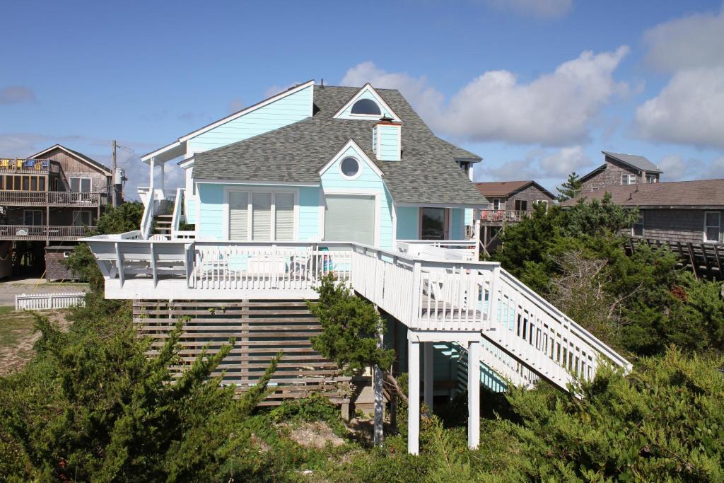 Breakwater #75-HC, Avon