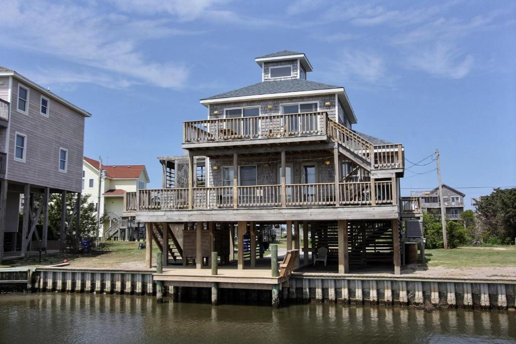 Windsurfer's Landing #143HC, Avon